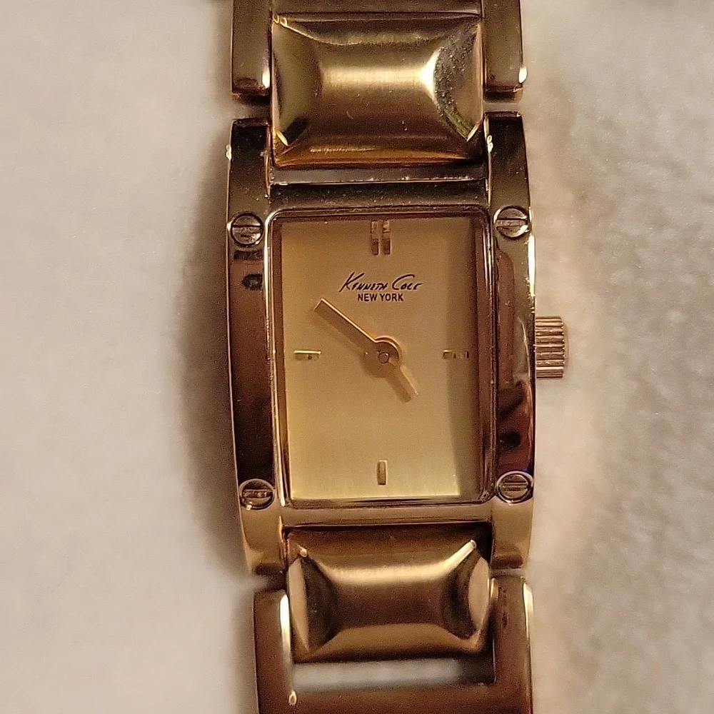 Kenneth Cole N.Y. Gold Watch